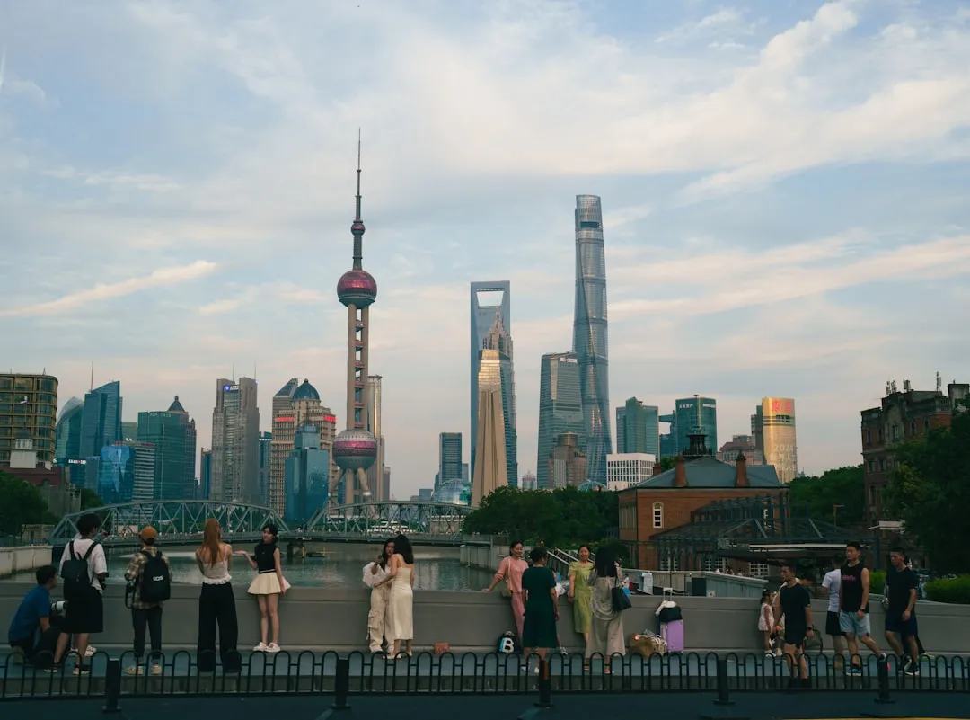 2025年仓储扫码技术新趋势：从条码到RFID的无缝升级路径